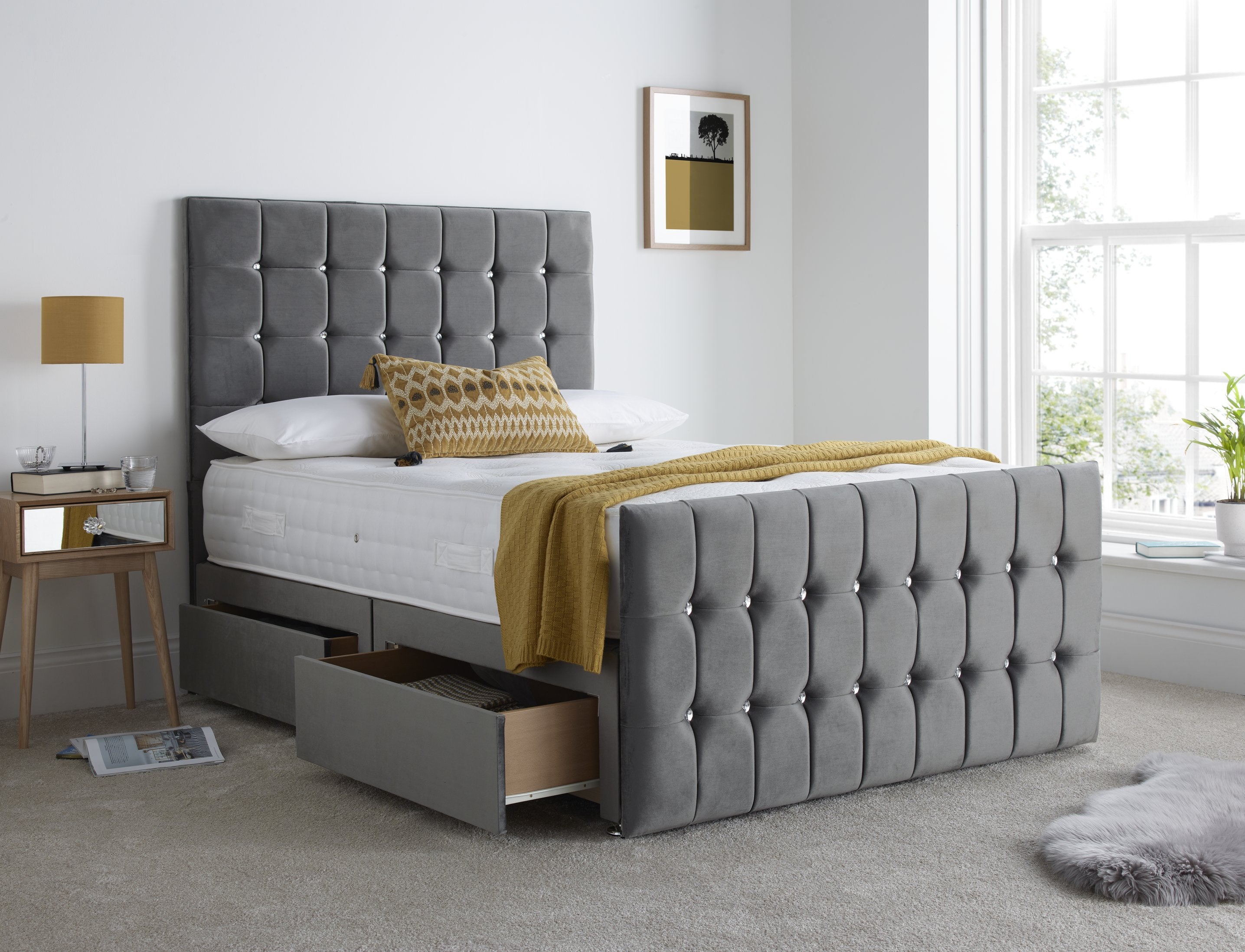 Bedford Divan