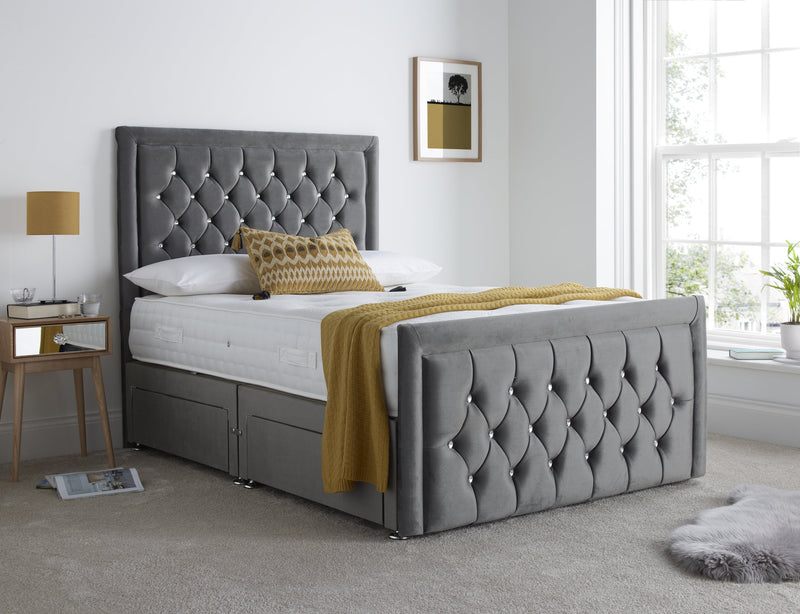 Ellis Divan